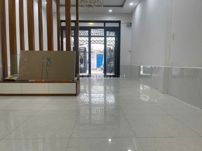 Bán nhà c4 hiên có 2 phòng ngủ 1 tollet.phòng khách
