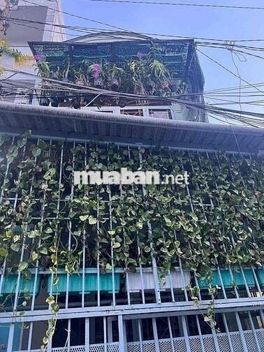 Cho thuê nhà phường Tân Sơn Nhì : 3 x 11 M đúc 1 trệt, lửng, 1 lầu