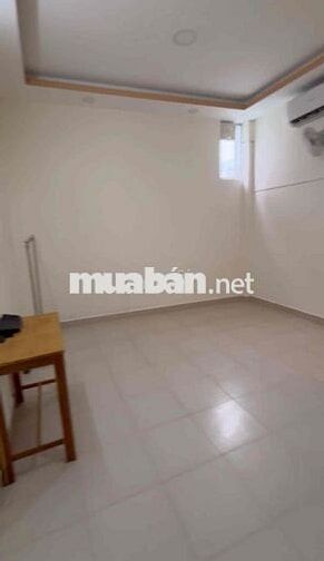 Studio ngay Q4 siêu rẻ- ko nội thất
