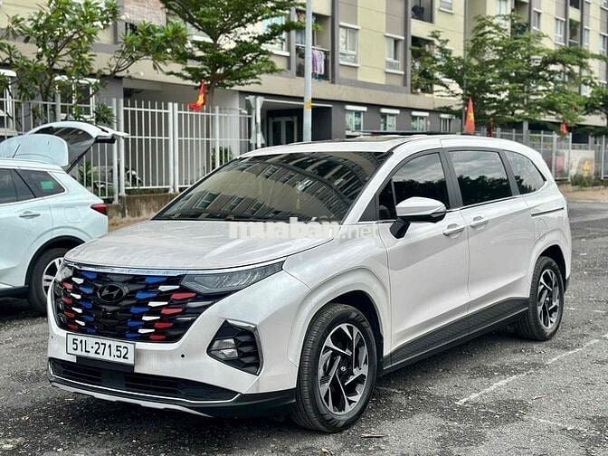 Hyundai Custin 2022 - 10000 km