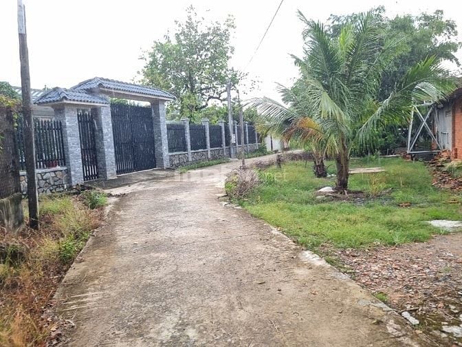 271m2 có thổ cư. Gần KCN Hiệp Thạnh. 6m ngang, 450tr 
