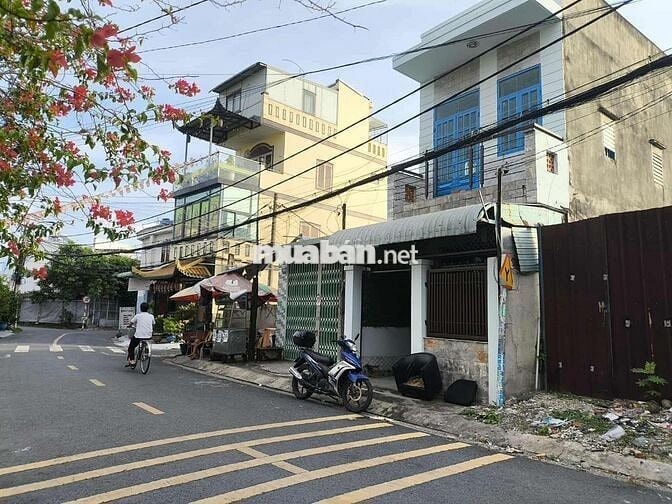 VIP NHẤT THỊ TRẤN HÓC MÔN NHÀ 2 TẦNG 3PN 2WC