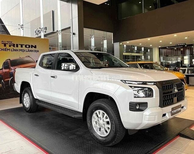 Mitsubishi Triton 2025 GLX 2WD AT - 10 km
