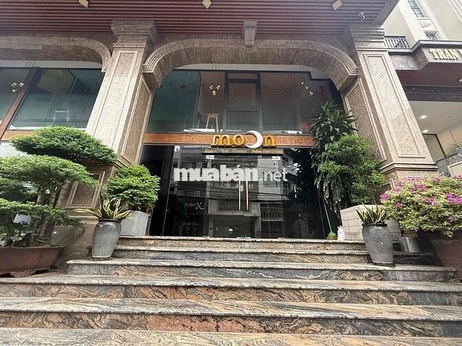 CHO THUÊ MẶT BẰNG TẦNG LỬNG NGAY TRUNG TÂM Q7