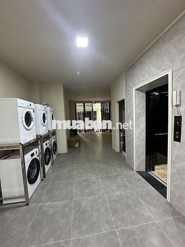 Bán CHDV Quận Ba Đình -  61m2,15 Phòng,Dòng tiền 90 Triệu/Th - 14,2 Tỷ