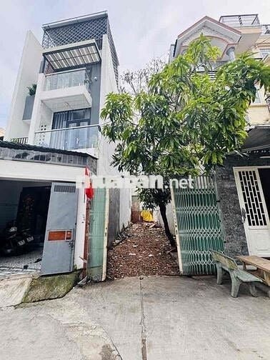 BÌNH TÂN NGAY KHU TÊN LỬA ĐƯỜNG 8M GẦN MẶT TIỀN - ĐẤT THỔ CƯ 106M2