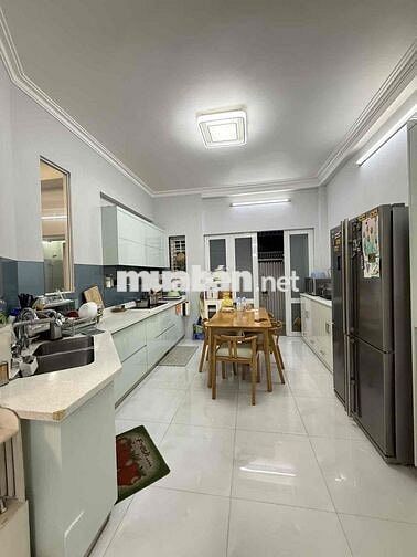 🔥 NHÀ HIẾM GẦN SÂN BAY – 3 TẦNG - 2 MẶT HẺM THOÁNG – NGANG KHỦNG 6M