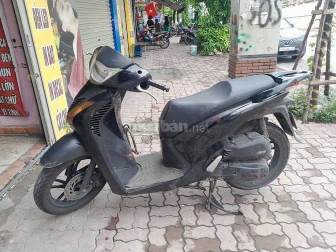  Cần bán xe tay ga SH 150CC. Xe đk năm 2014 biển HN. Giá 38,5 triệu