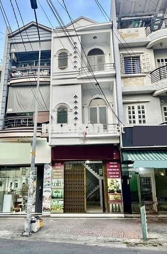 Mặt Tiền Đường Bế Văn Đàn Sát Chung Cư Bàu Cát