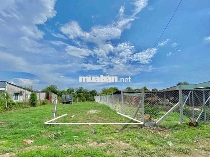 Đất Trảng Bàng Đất Khu Dân cư MT đường QLN2. giá 635tr/330m2. SHR XDTD