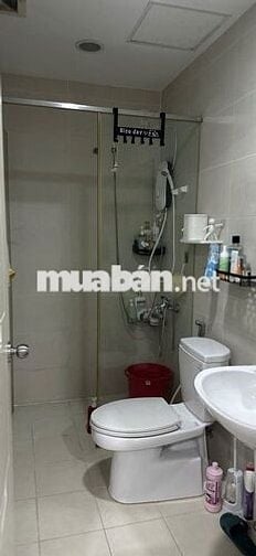 Căn hộ 93 m²,  full nội thất view đẹp thoáng mát.