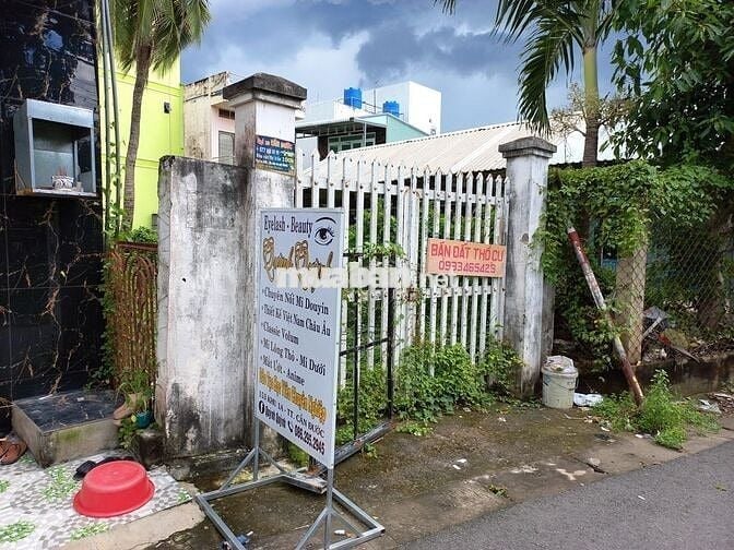 CẦN TIỀN BÁN GẤP ĐẤT THỔ CƯ TRUNG TÂM THỊ TRẤN CẦN ĐƯỚC