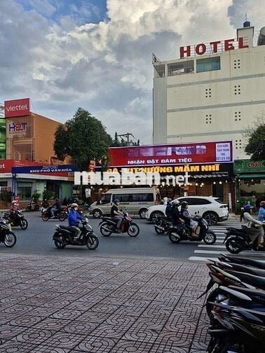 CHO THUÊ MB GÓC 2 MT SẦM UẤT ĐƯỜNG TÂY THẠNH, TÂN PHÚ