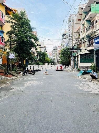 Sau Pearl Plaza xe hơi ngủ nhà! Bán nhà (4x11m) sẵn kết cấu - 4PN5WC