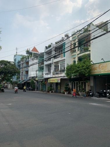 Bán nhà MT hẻm 6m Ni Sư Huỳnh Liên - DT 4x15m - 3 tầng - 9,55 tỷ TL