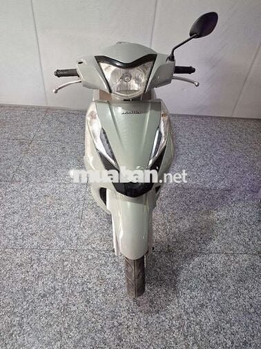 Xe lead 125 máy êm không chính chủ
