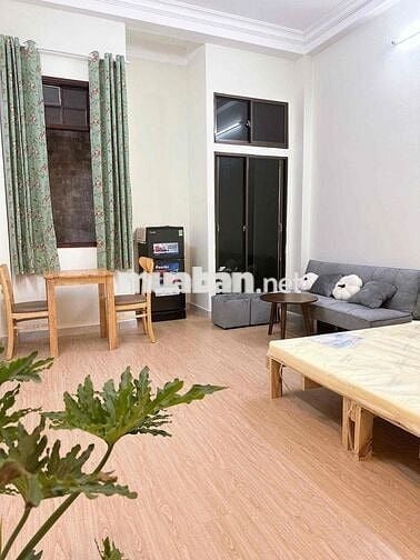 CHO THUÊ CH STUDIO BALCON RỘNG 40m2 GẦN CHỢ BÀ CHIỂU