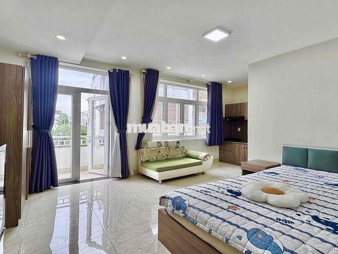 ảnh thật 100% Căn hộ full nội thất kế ngã Tư Phú Nhuận có ban công lớn