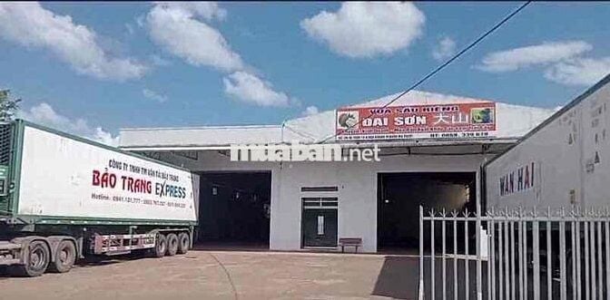 KHO, SHOWROOM 4500m2 QL14 BAN MÊ THUỘT BÁN HOẶC CHO THUÊ LH ***