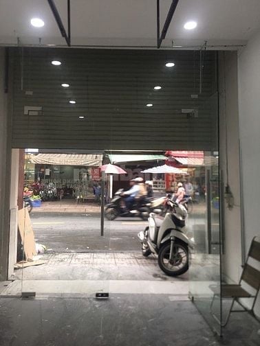 Bán nhà 2 mặt tiền đường Phạm Văn Hai, phường 5, quận Tân Bình