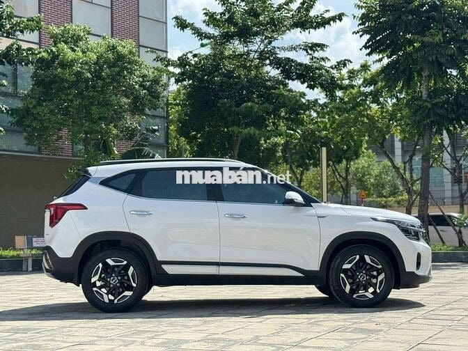 Kia Seltos Luxury 2025