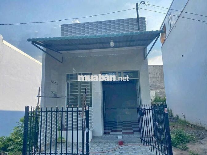 Cần Bán Gấp Nhà Cấp 4 Full Thổ Cư 4x15 (60m2) Giá 320Tr Hóc Môn