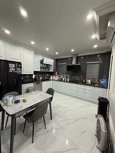 HOÀNG NHƯ TIẾP- Ô TÔ VÀO NHÀ - DÂN XÂY - THANG MÁY - NGÕ THÔNG. 21.5 T