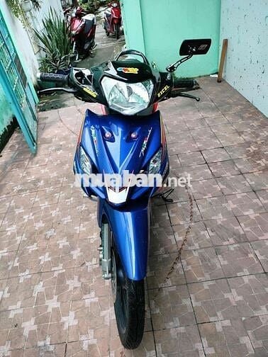 Cần bán Suzuki Axelo 2016