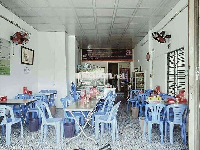 cần sang lại quán ăn 2 mặt tiền 110 Trần Cao Vân,Thanh Khê.
