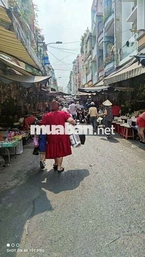 cần bán nhà trong lòng chợ sơn kỳ Q Tân Phú (cũ)