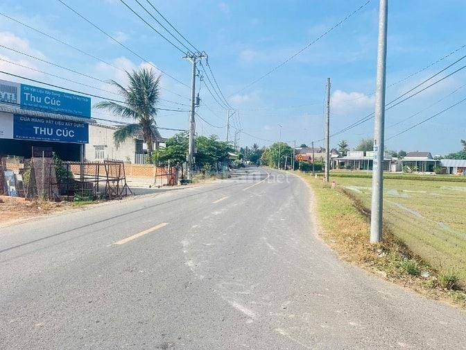 6x34 có thổ. đường bê tông thông. Gần cổng KCN. Hơn 500tr