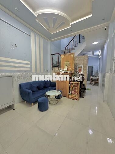Nhà Q8 gần Võ Văn Kiệt, 120m2 DTSD, đường lớn vào 3 căn tới nhà