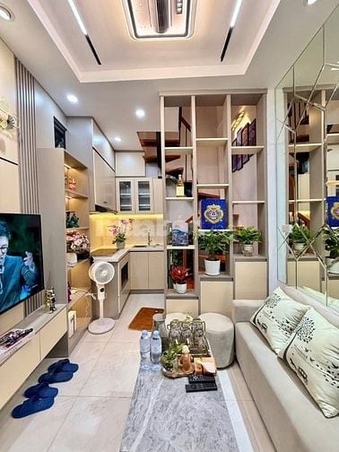 Nhà Đẹp Ngõ Văn Chương, Đống Đa 12/16m, 4 tầng, mt 4.1m, giá 4.25 tỷ.