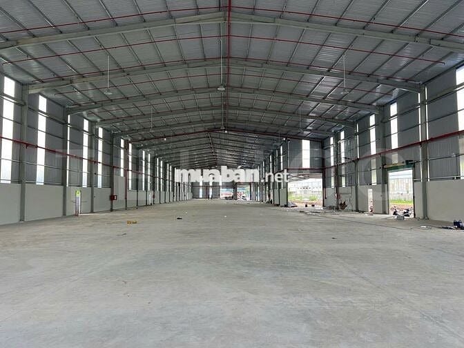 Kho xưởng 4.200m² có PCCC tự động và điện ba pha, đường Quốc Lộ 61C