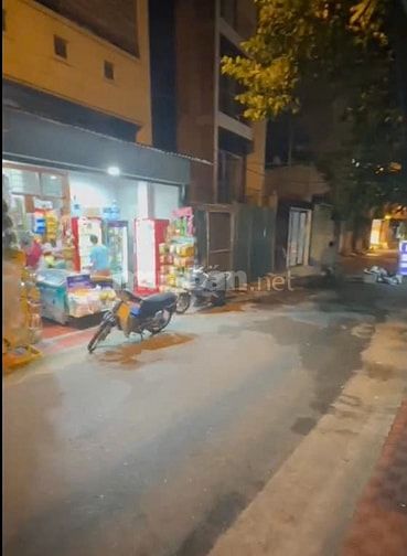 Chính chủ cho thuê nhà mặt đường số 136 Đê Trần Khát Chân