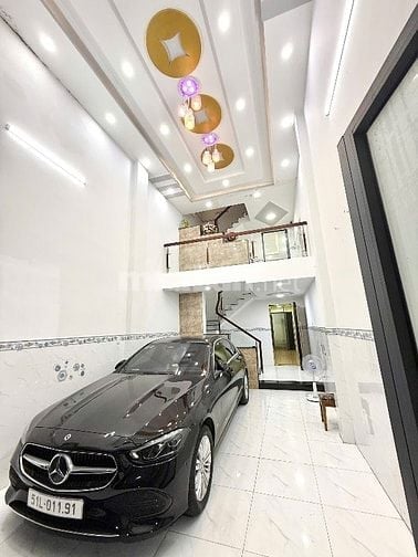 ⭐️Nhà DT:4x16m, 2 lầu xe hơi để trong nhà hẻm 5m Trần Thị Trọng, P15