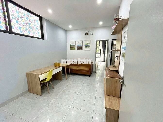 10/10 trống 1n1k 45m2 ban công thoáng full đồ, ô tô đỗ cửa, Mỹ Đình