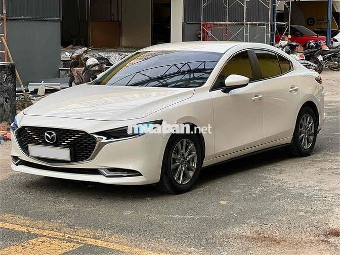 Mazda 3 2024 1.5L Luxury - 22000 km