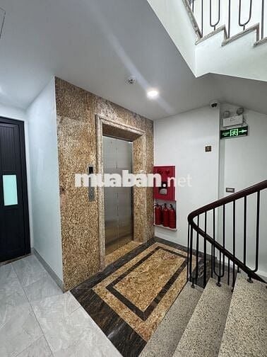 🏢 Cho thuê văn phòng Lạc Long Quân | 142m² sử dụng – 32tr