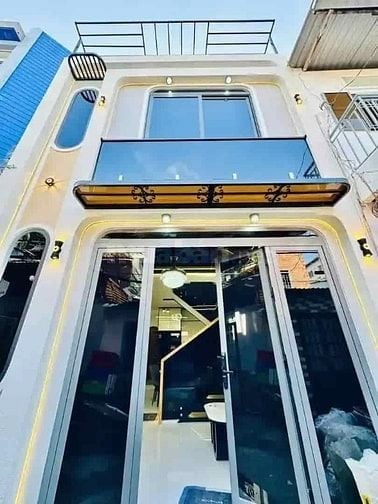bán gấp nhà Giá 2,55 tỷ,Lạc long Quân ,p11,tân bình nhà mới 48m2
