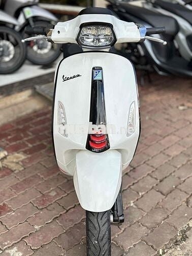 VESPA 2022 XE TRẮNG ĐEN ĐẸP ZIN KENG 🛵