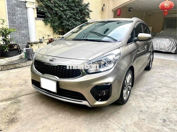 Kia Rondo 2.0 GAT 2019. Xe gia đình rất đẹp
