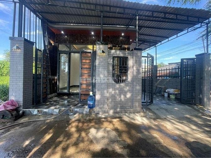 Bán nhà cấp 4, 7x20, Thới Tam Thôn, SHR, Giá 1 tỷ 150.