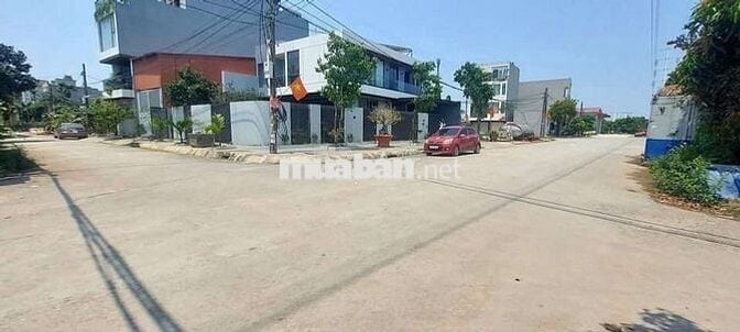 Cho thuê mặt bằng cực đẹp làm văn phòng, hàng quán, kho xưởng