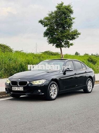 BMW 3 Series model 2013 320i - chất đẹp