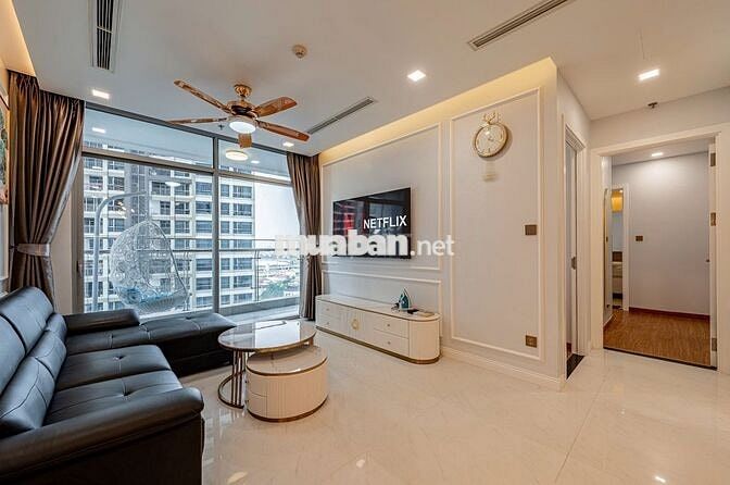 CHỦ GIẢM GIÁ THUÊ CHO KHÁCH VÀO Ở LIỀN CĂN 2PN VINHOMES VIEW ĐẸP