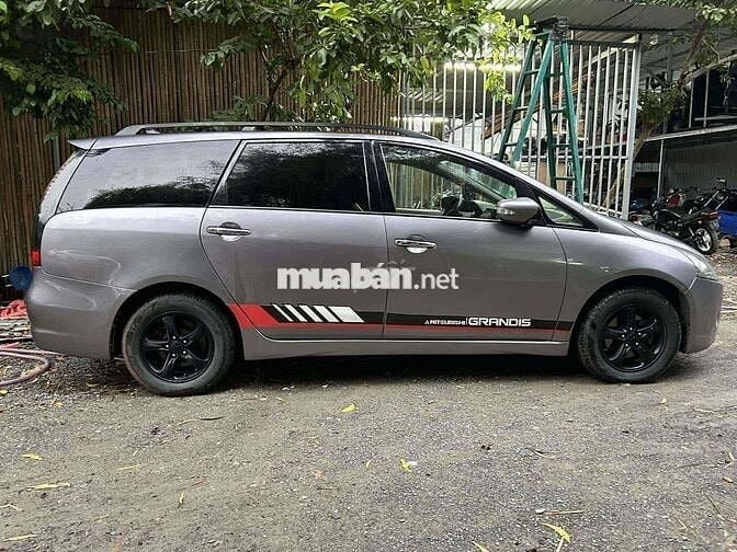 Mitsubishi Grandis 2005 2.4 AT - 195000 km