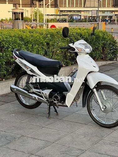 Wave màu trắng xe đẹp chính chủ biển Hà Nội