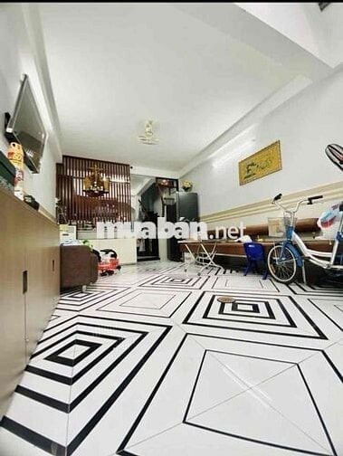 Gớc 3 Mặt Tiền Hẻm 4m Nguyễn Trải Q 1, ngang 3,5x10m 4 Lầu