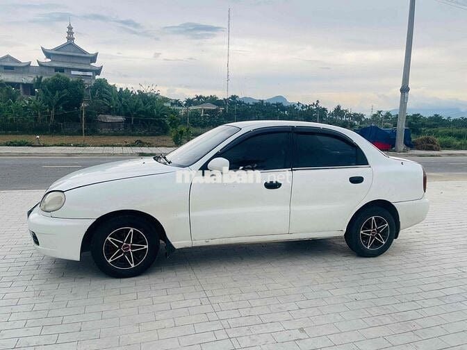 Daewoo Lanos 2003 SX - 123456 km